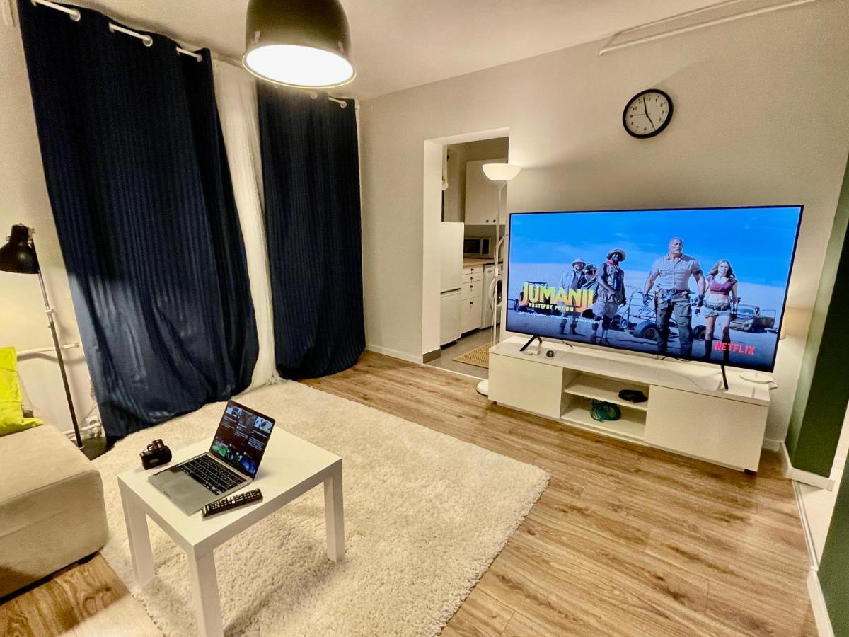 Holiday Metro Fast Wifi Tv'70 Netflix Hbo Appletv Варшава Екстериор снимка